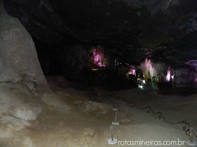 interior-gruta-de-maquine-1126